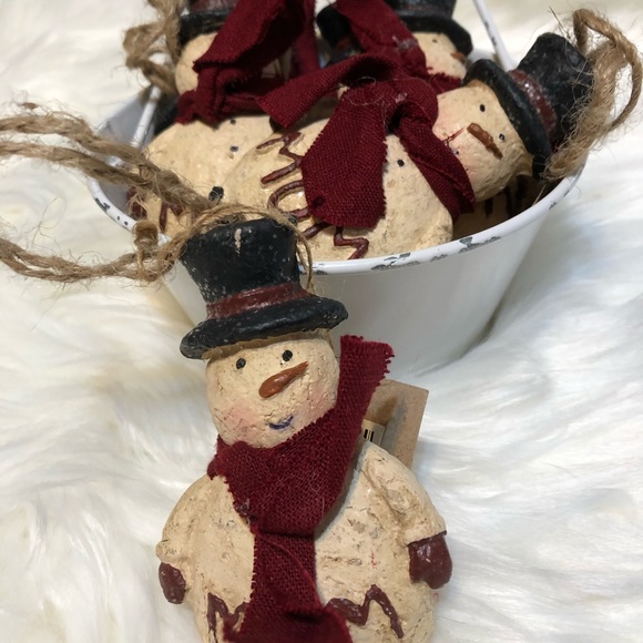 ONE 3” mache/resin MOM snowmen ornament accents - Picture 3 of 4